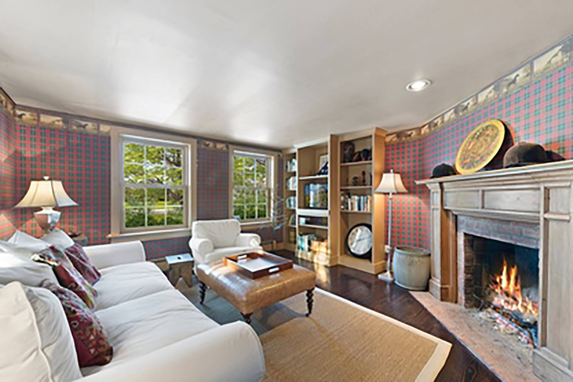 Main Street, Amagansett, NY 10,000, ID 737184 Brown Harris