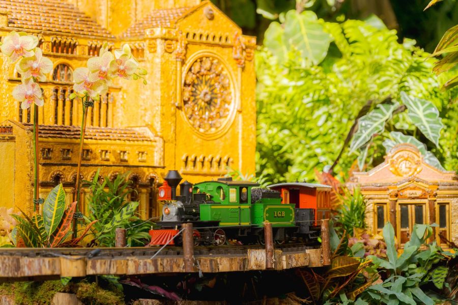 The New York Botanical Garden: A Bronx Treasure and Home to the Iconic Holiday Train Show