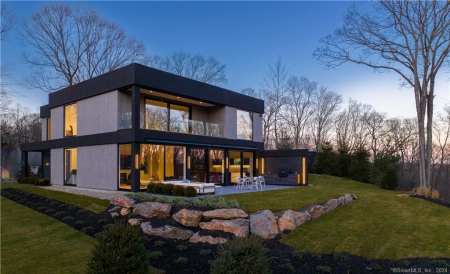This South Wilton Home is the Epitome of Modern Luxury