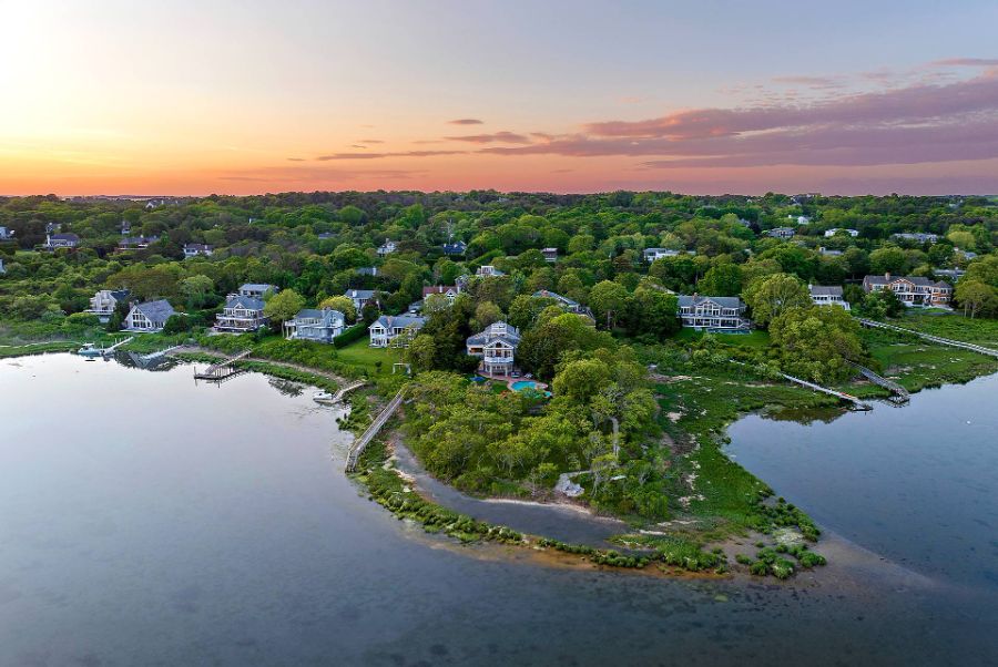 Five Waterfront Homes that Encapsulate Luxurious Coastal Living