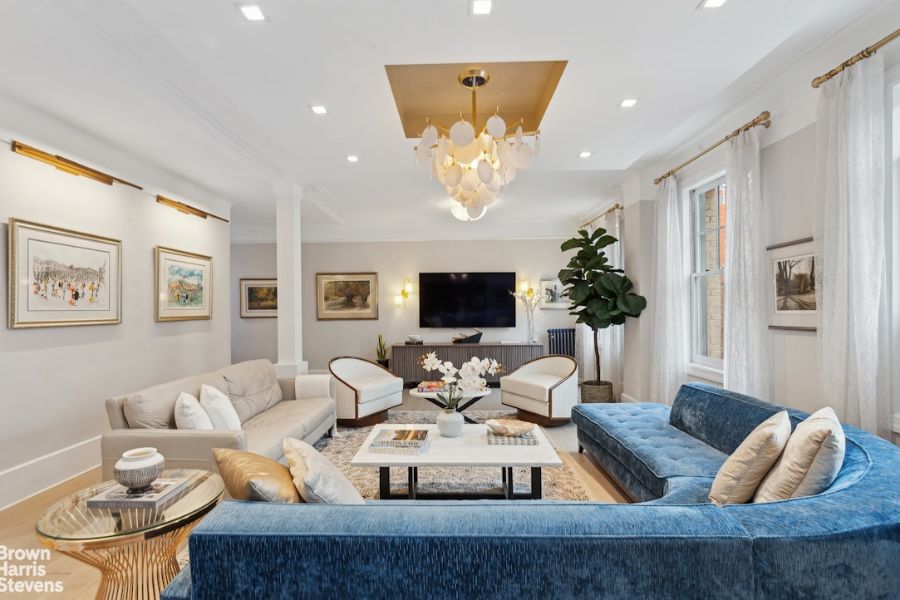 A Timeless Prewar Home on the Upper West Side You Won’t Want to Miss