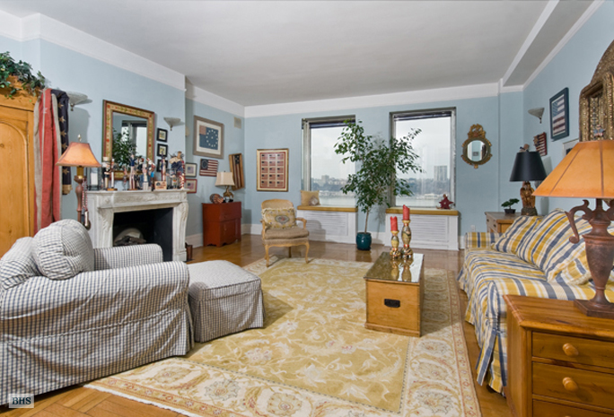 Photo 1 of 137 Riverside Drive, Upper West Side, NYC, $2,460,000, Web #: 1001076