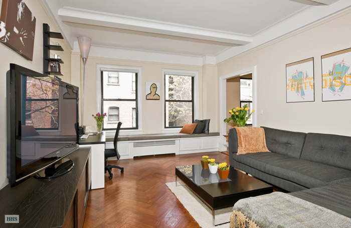 Photo 1 of 321 West 78th Street, Upper West Side, NYC, $1,035,000, Web #: 1109330