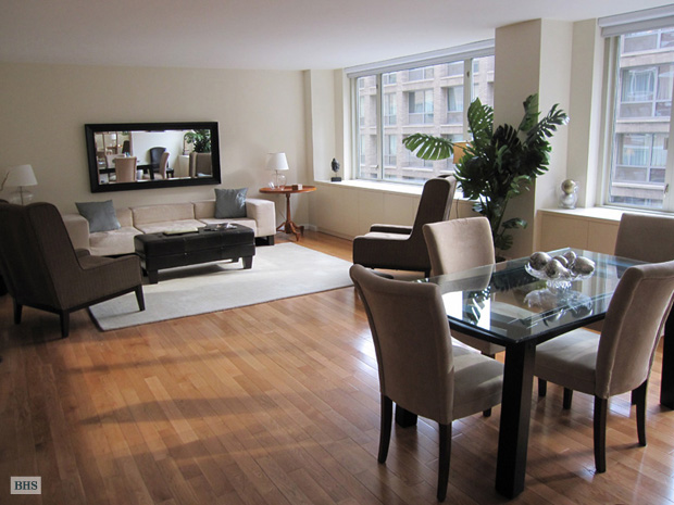 Photo 1 of 130 West 67th Street, Upper West Side, NYC, $1,225,000, Web #: 1112812