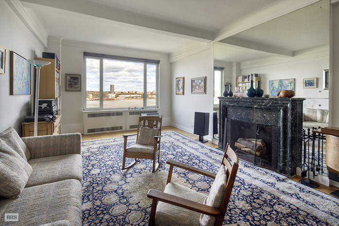 Photo 1 of 140 Riverside Drive, Upper West Side, NYC, $2,200,000, Web #: 1194500