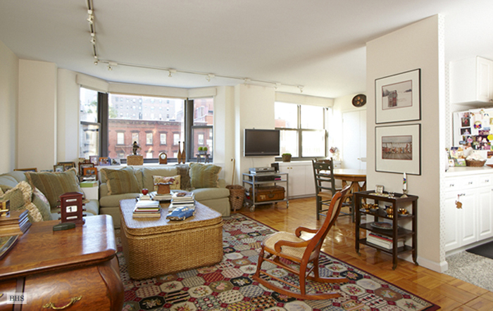 Photo 1 of 200 East 90th Street 5H, Upper East Side, NYC, $615,000, Web #: 1543971
