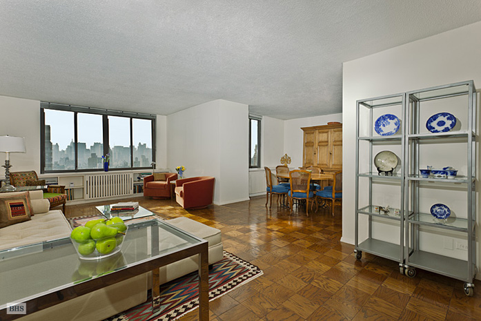 Photo 1 of 115 East 87th Street, Upper East Side, NYC, $1,580,000, Web #: 1550614