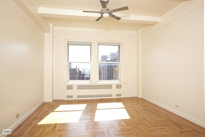 Photo 1 of 433 West 34th Street, Midtown South, NYC, $292,000, Web #: 1738539