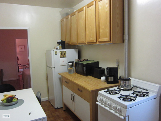 Photo 1 of West 22nd Street, Greenwich Village/Chelsea, NYC, $2,195, Web #: 3171176