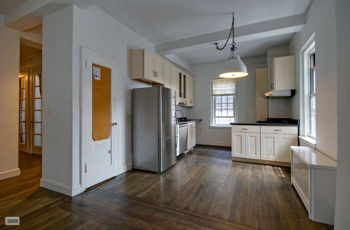 Photo 1 of Lofty And Lovely, Brooklyn, New York, $550,000, Web #: 3281801
