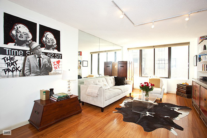 Photo 1 of 445 Fifth Avenue 27G, Midtown East, NYC, $680,000, Web #: 3544436