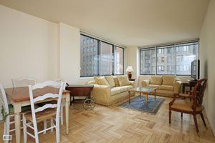 Photo 1 of 62 West 62nd Street 11B, Upper West Side, NYC, $3,500, Web #: 3676766