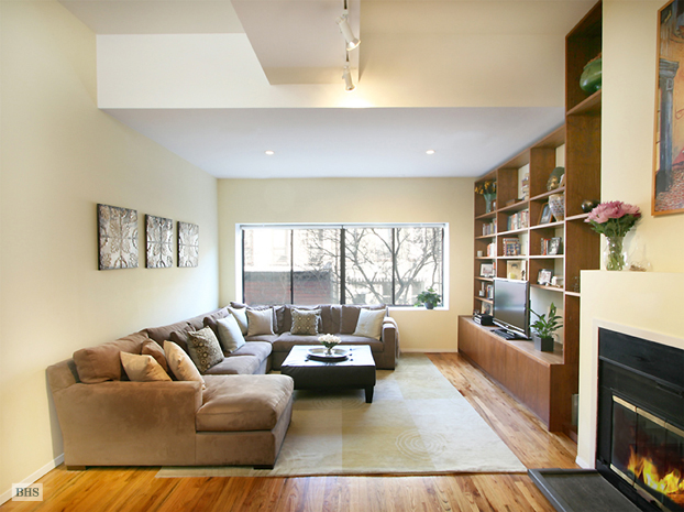 Photo 1 of It Is A Wonderful Loft , Brooklyn, New York, $799,000, Web #: 3712702
