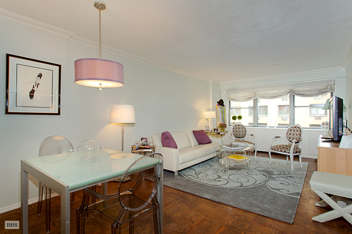 Photo 1 of 10 West 15th Street, Greenwich Village/Chelsea, NYC, $775,000, Web #: 3750100