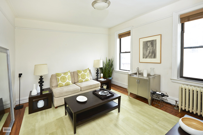 Photo 1 of 130 West 16th Street, Greenwich Village/Chelsea, NYC, $770,000, Web #: 3885324