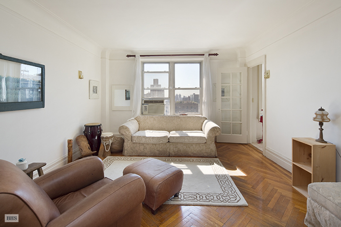 Photo 1 of 390 Riverside Drive 15C, Upper West Side, NYC, $3,450, Web #: 4040945
