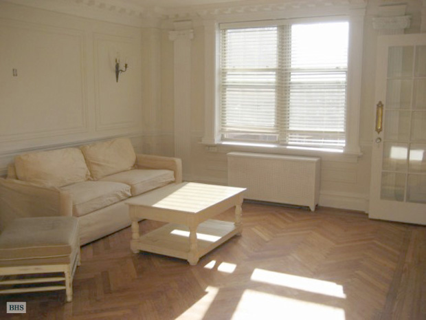 Photo 1 of 390 Riverside Drive, Upper West Side, NYC, $737,800, Web #: 792744