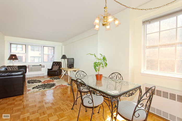 Photo 1 of 245 East 35th Street, Midtown East, NYC, $395,000, Web #: 8921873