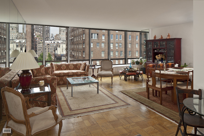 Photo 1 of 870 United Nations Plaza, Midtown East, NYC, $1,220,000, Web #: 9121747