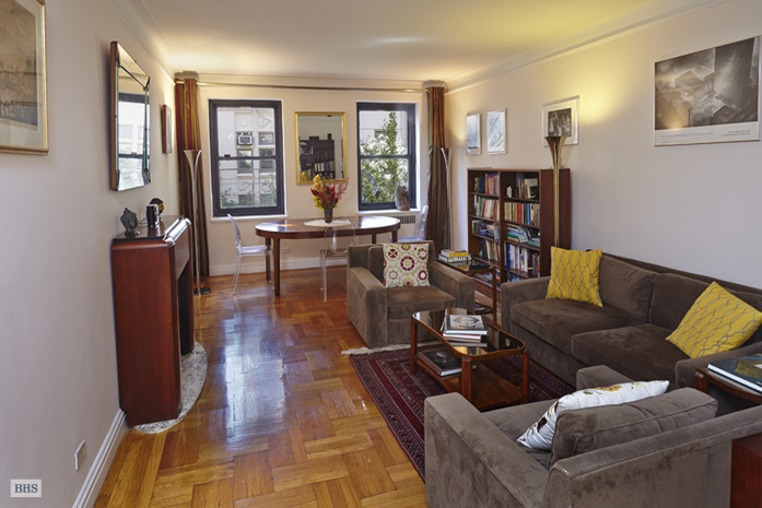 Photo 1 of 155 West 71st Street, Upper West Side, NYC, $1,375,000, Web #: 9165478