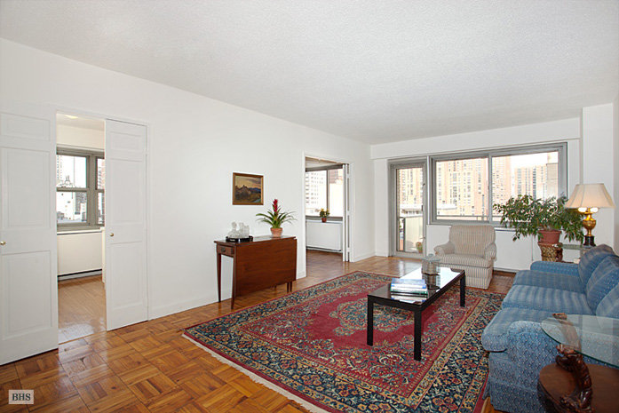 Photo 1 of 250 East 87th Street, Upper East Side, NYC, $1,360,000, Web #: 9192588