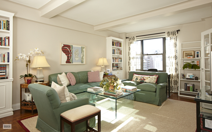 Photo 1 of 245 East 72nd Street, Upper East Side, NYC, $730,000, Web #: 9332363