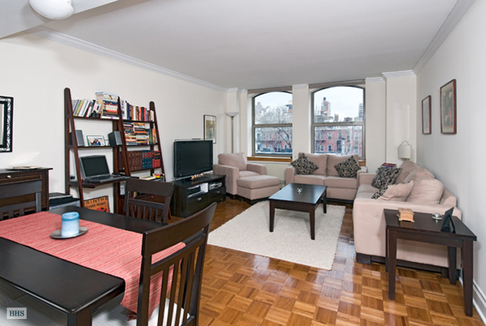 Photo 1 of 350 East 82nd Street, Upper East Side, NYC, $755,000, Web #: 9886675