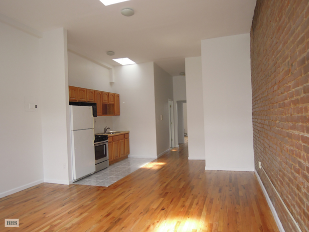 Photo 1 of 72 West 119th Street, Upper West Side, NYC, $2,000, Web #: 10358189