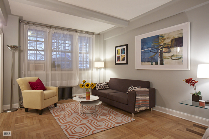 Photo 1 of 35 West 90th Street, Upper West Side, NYC, $360,000, Web #: 10869869