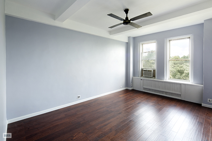 Photo 1 of 310 Riverside Drive, Upper West Side, NYC, $350,000, Web #: 11028237