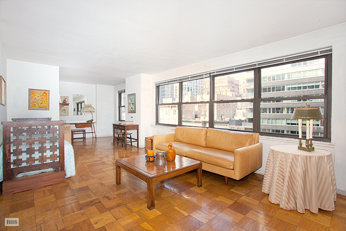 Photo 1 of 205 West End Avenue, Upper West Side, NYC, $482,000, Web #: 11192061