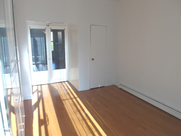 17th Street, Brooklyn, New York, $2,150, Web #: 11659410