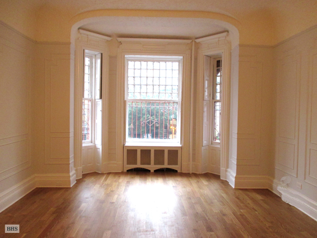 Saint Johns Place, Brooklyn, New York, $2,100, Web #: 11898241