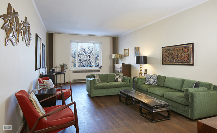 Photo 1 of 530 East 90th Street 2A, Upper East Side, NYC, $950,000, Web #: 12057199