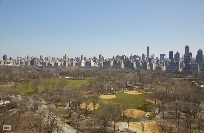Photo 1 of 25 Central Park West, Upper West Side, NYC, $4,150,000, Web #: 12084371