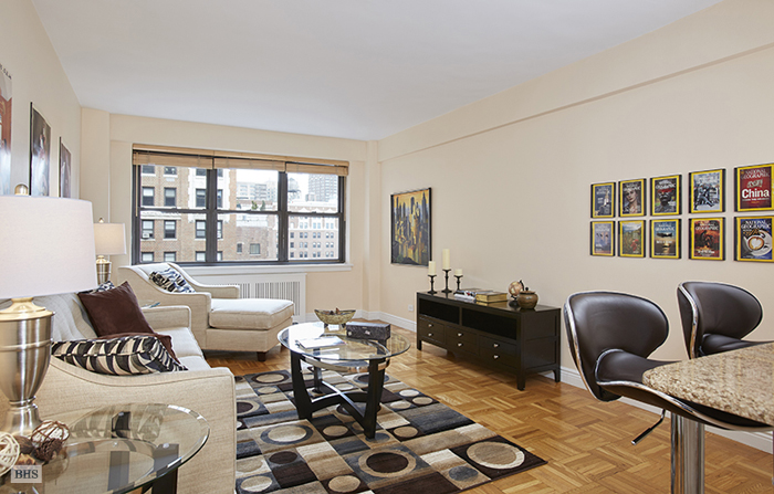 Photo 1 of 11 Riverside Drive, Upper West Side, NYC, $725,000, Web #: 12156077