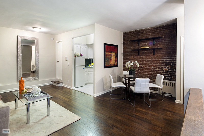Photo 1 of 53 West 76th Street, Upper West Side, NYC, $3,250, Web #: 12229695