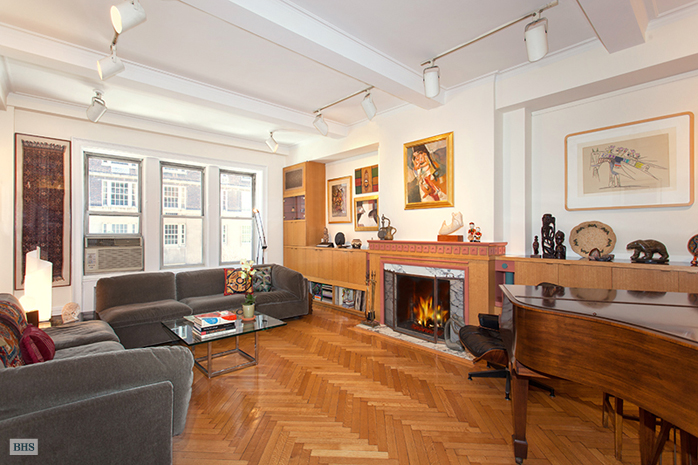 Photo 1 of 125 East 72nd Street, Upper East Side, NYC, $2,850,000, Web #: 12715479