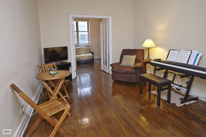 Photo 1 of 326 East 73rd Street, Upper East Side, NYC, $299,000, Web #: 13225328