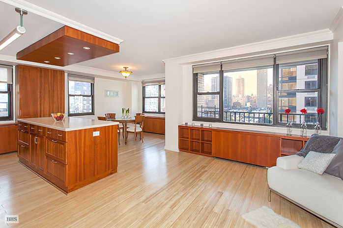 Photo 1 of 401 East 89th Street, Upper East Side, NYC, $1,515,000, Web #: 13537376