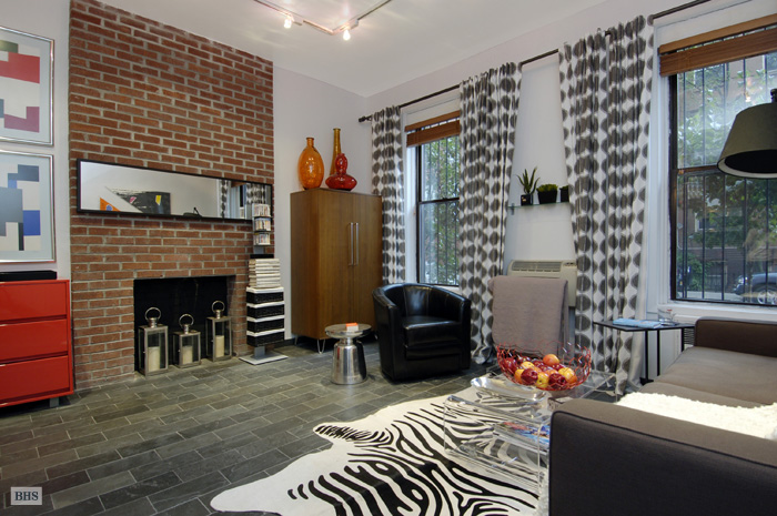 Photo 1 of 307 West 20th Street, Greenwich Village/Chelsea, NYC, $405,000, Web #: 13677102