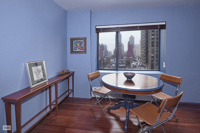 Photo 1 of New To Market , Upper East Side, NYC, $975,000, Web #: 13841210