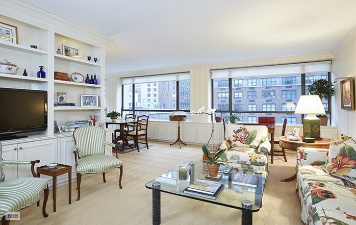 Photo 1 of 190 East 72nd Street, Upper East Side, NYC, $1,200,000, Web #: 14246115