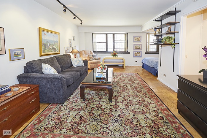 Photo 1 of 235 East 87th Street, Upper East Side, NYC, $365,000, Web #: 14658512