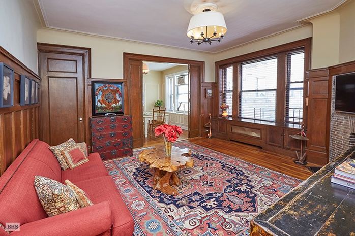 Photo 1 of 207 West 98th Street, Upper West Side, NYC, $1,515,000, Web #: 14746128