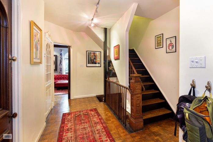 Photo 1 of 190 Spring Street, Greenwich Village/NOHO/Little Italy, NYC, $7,500, Web #: 15352235