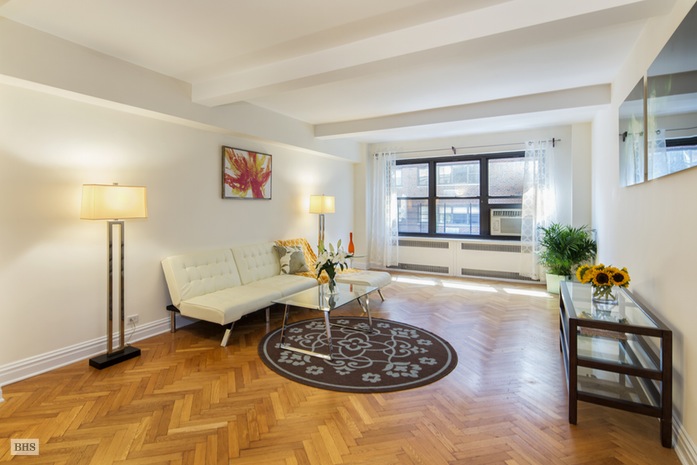 Photo 1 of 177 East 77th Street 4A, Upper East Side, NYC, $1,990,000, Web #: 15399025