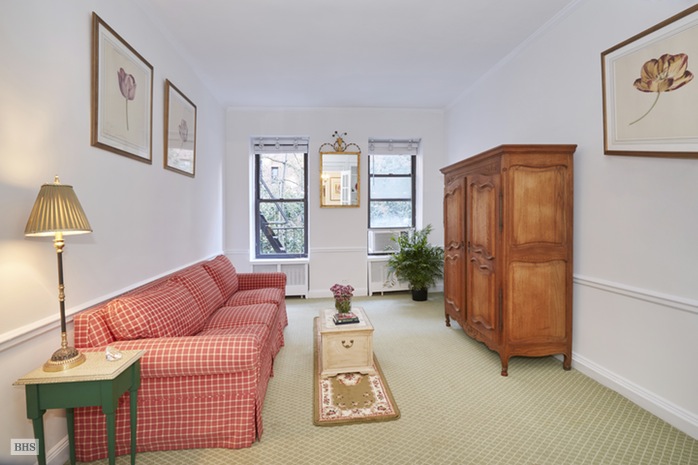 Photo 1 of 173 East 74th Street 3A, Upper East Side, NYC, $377,500, Web #: 15596747