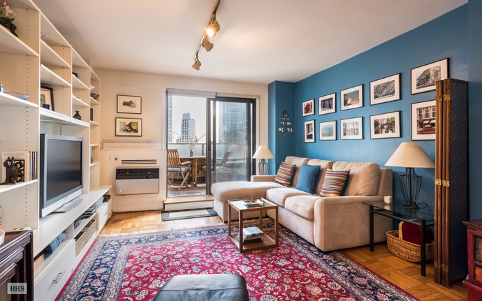 Photo 1 of 167 East 67th Street 16D, Upper East Side, NYC, $795,000, Web #: 16074490