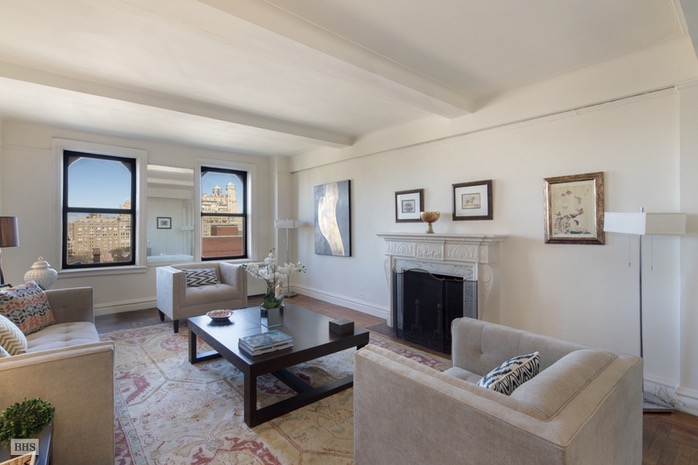 Photo 1 of 40 West 77th Street, Upper West Side, NYC, $2,300,000, Web #: 16244250